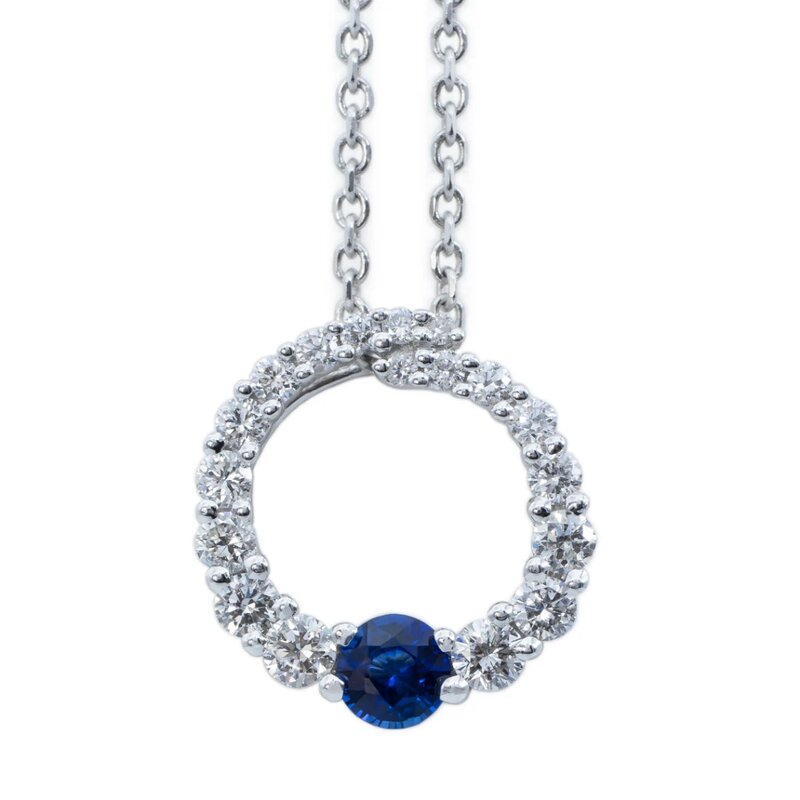 Gargantilla Oro Blanco 14K Circulo con Diamantes y Zafiro