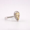 Anillo de Oro 18k con Diamantes