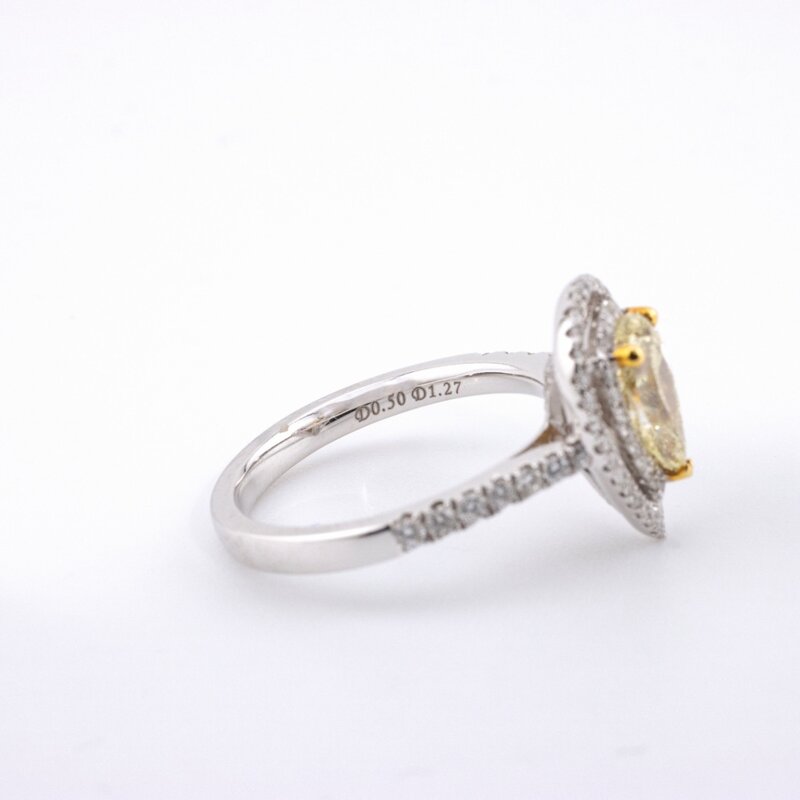 Anillo de Oro 18k con Diamantes