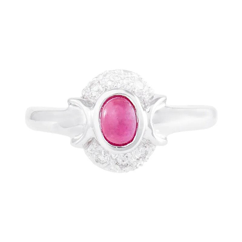 Anillo En Oro Blanco 14k Con Rubí Central Y Diamantes