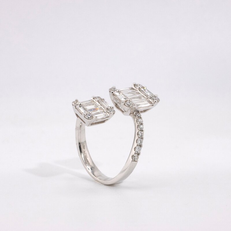 Anillo Abierto en Oro Blanco 18k con Doble Cuadro de Diamantes