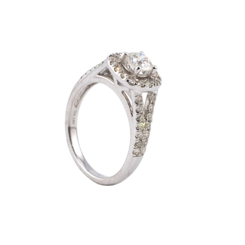 Anillo de Oro 14K con Diamantes