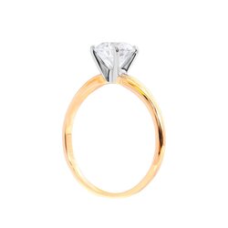 Anillo Oro Amarillo 14k con Diamante Central